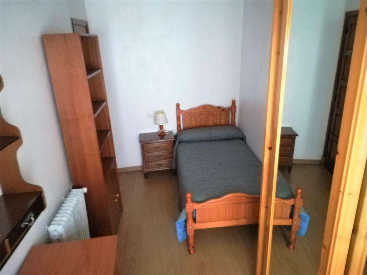 Pension Residencia Universitaria Rey Lägenhet Santiago de Compostela Exteriör bild